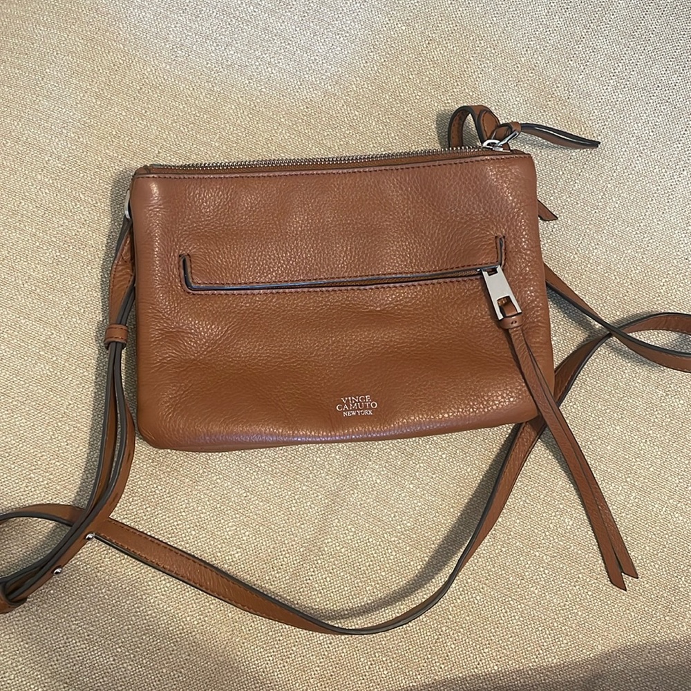 🤎Brown Vince Camuto Crossbody Bag🤎